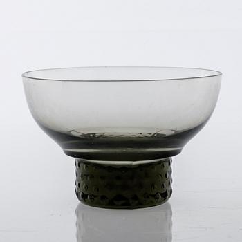 DESSERTSKÅLAR, 16 st, "Tarantella", Glimma Glasbruk, omkring 1900-talets mitt.