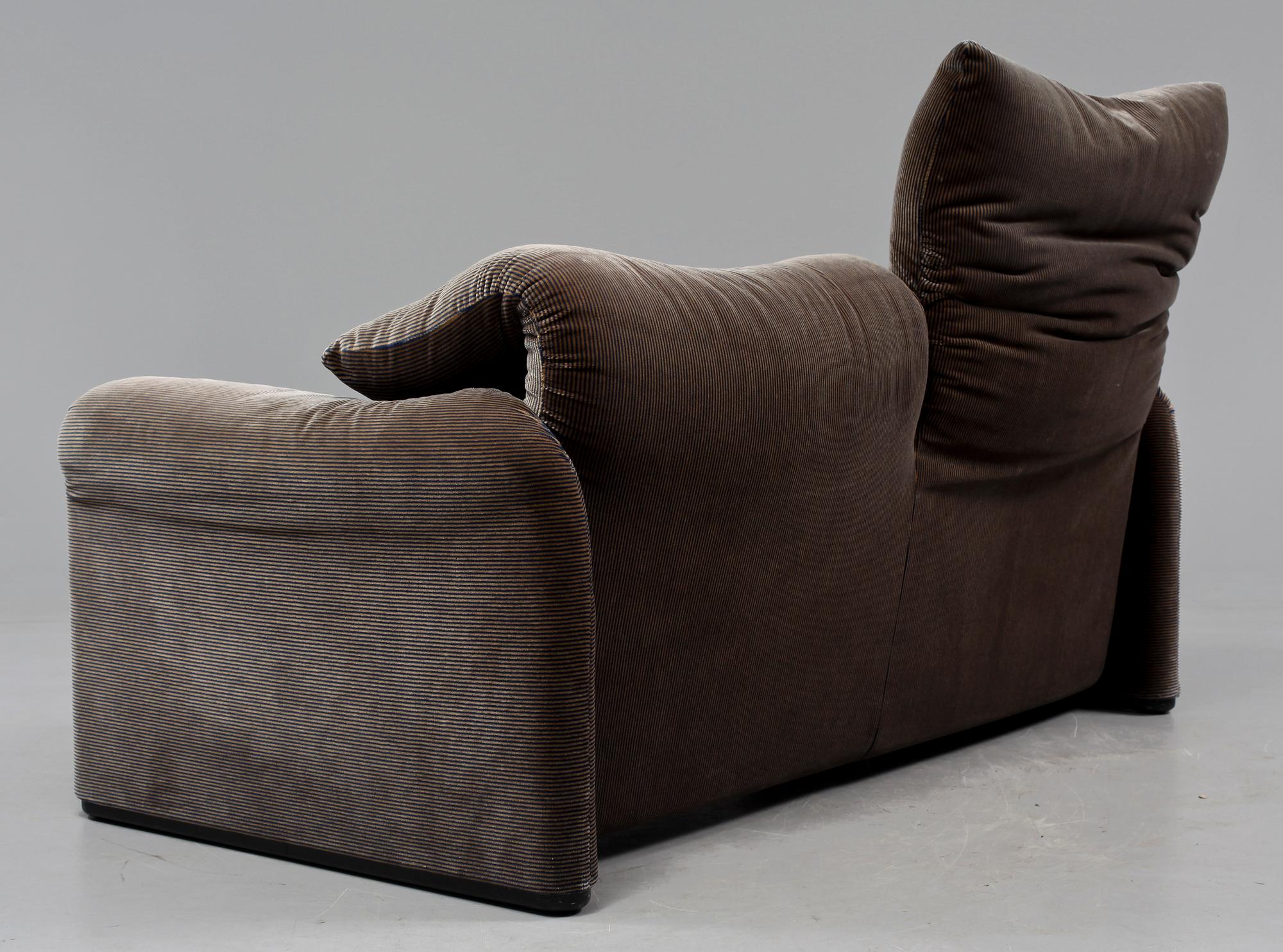 SOFFA, "Maralunga", Vico Magistretti för Cassina, 1900-talets andra hälft.