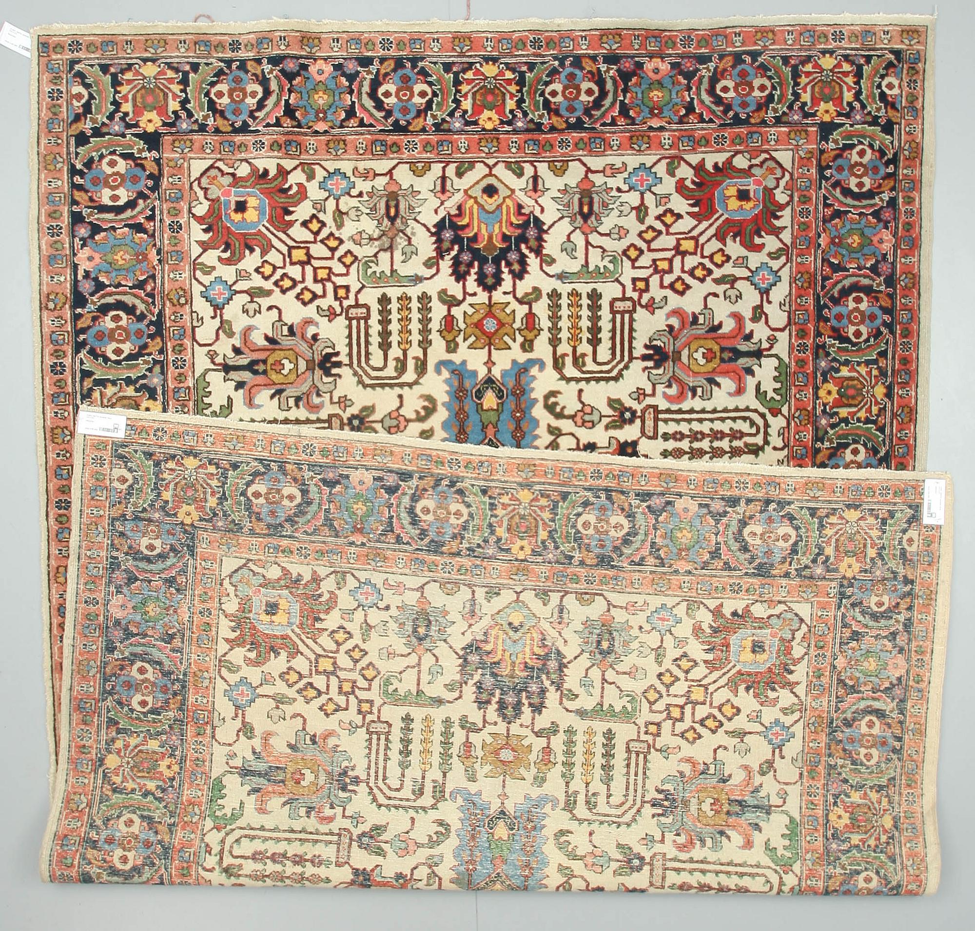 MATTA, semiantik/old Täbris. Ca 310 X 210 cm.