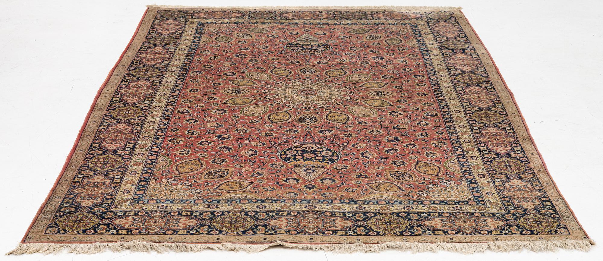 Matta, Täbriz, ca 285 x 125 cm.