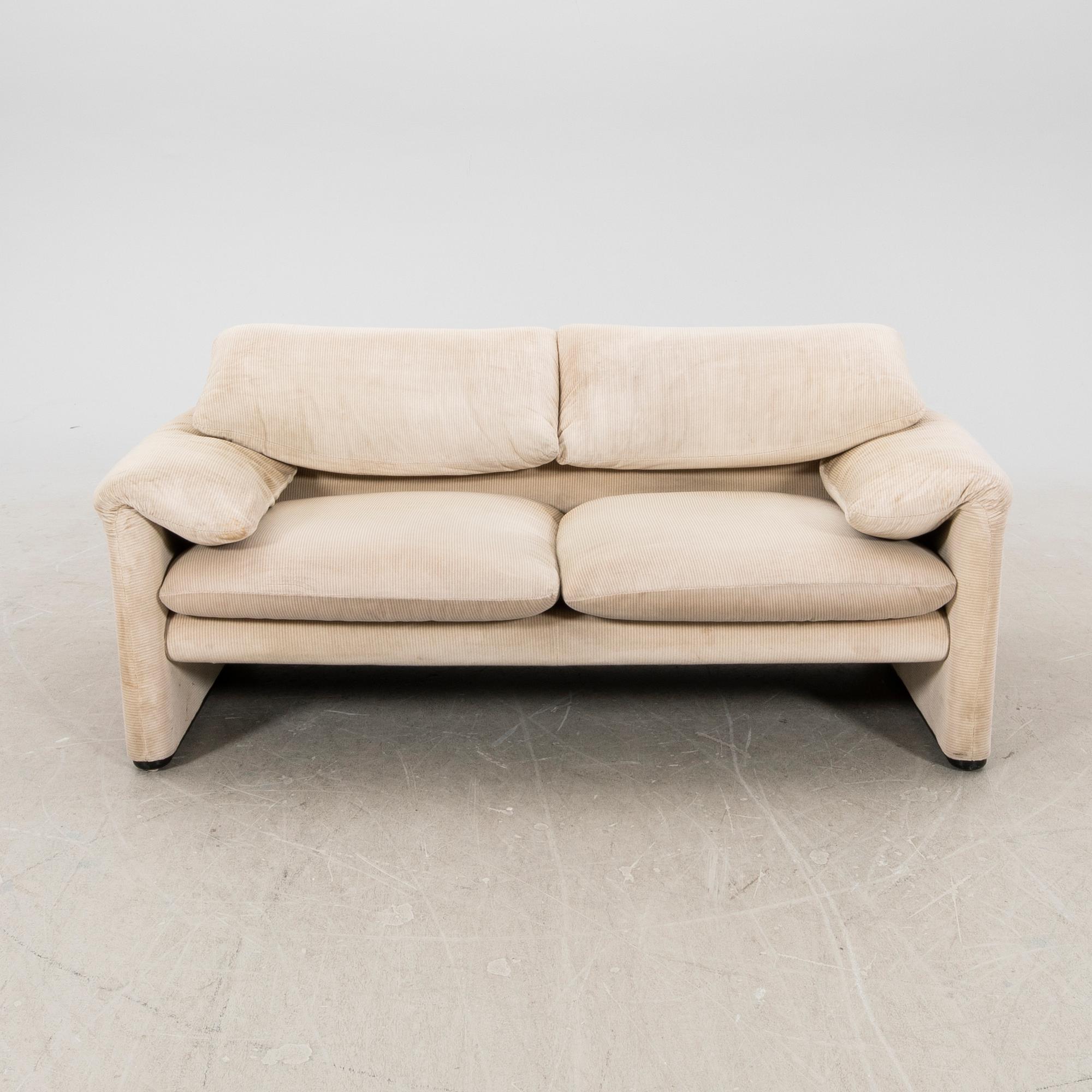 Vico Magistretti, soffa "Maralunga" för Cassina Italien sent 1900-tal.