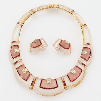 Boucheron a necklace and a pair of earrings.