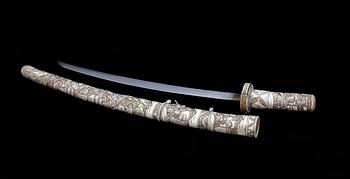 SVÄRD, ben och metall, Japan, 1900-tal.