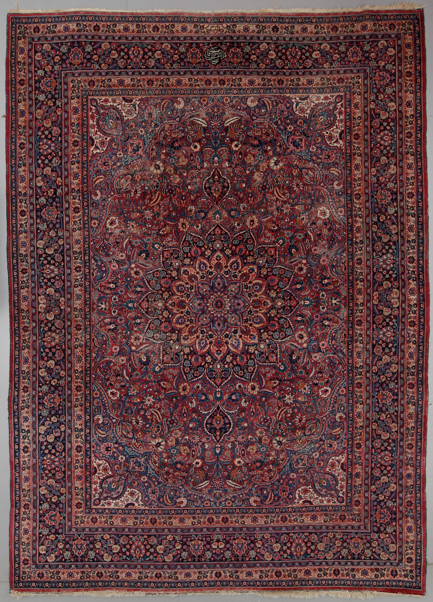 MATTA, semiantik, Meshed, ca 366 x 270 cm.