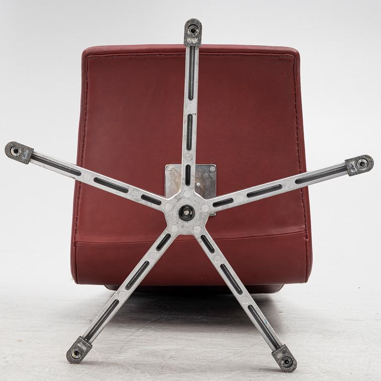 Arne Jacobsen, Stolar, 4 st. "Oxford Chair", Fritz Hansen, Danmark, 1990.