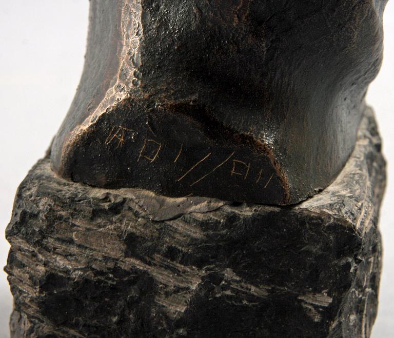 AXEL OLSSON, skulptur, brons, monogramsign.
