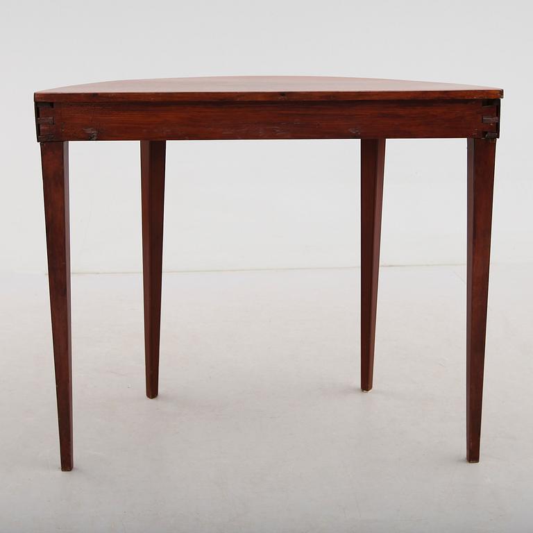 VÄGGBORD, empirestil, 1900-talets första hälft.