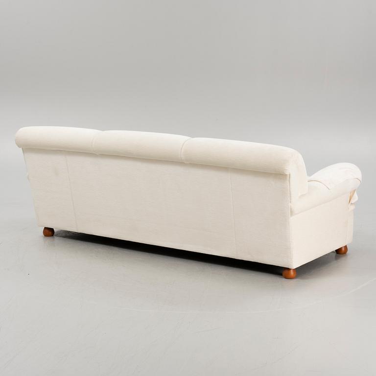 Josef Frank, a model 703 sofa, Firma Svenskt Tenn.