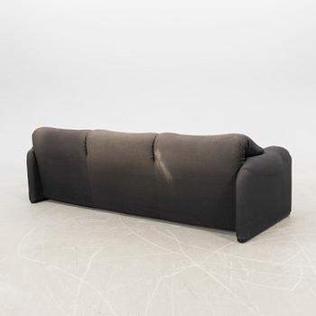 Vico Magistretti, sofa, "Maralunga", Cassina.