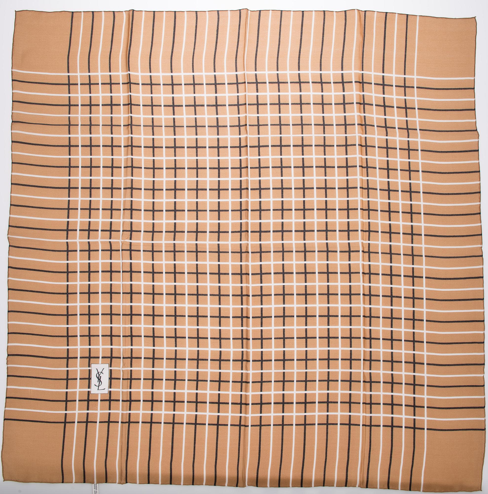 SCARFAR, 2 st, Yves Saint Laurent.