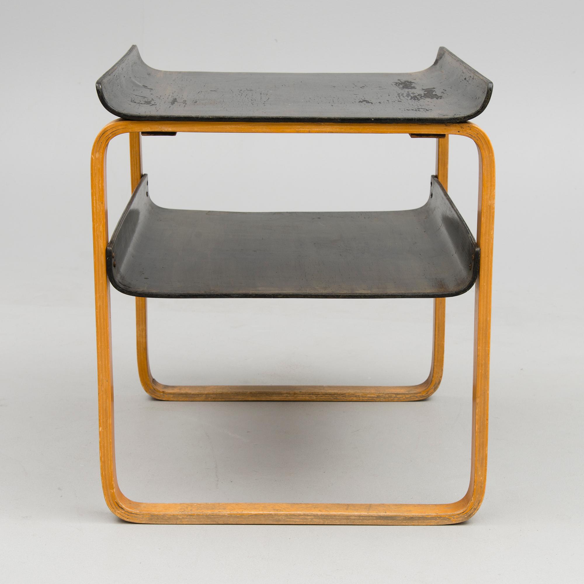 Alvar Aalto, A 1930s '75' table for O.Y. Huonekalu-ja Rakennustyötehdas A.B, Finland.