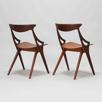 Arne Hovmand-Olsen, 1950's dining table and four chairs for Mogens Kold, A/S Kerteminde, Denmark.