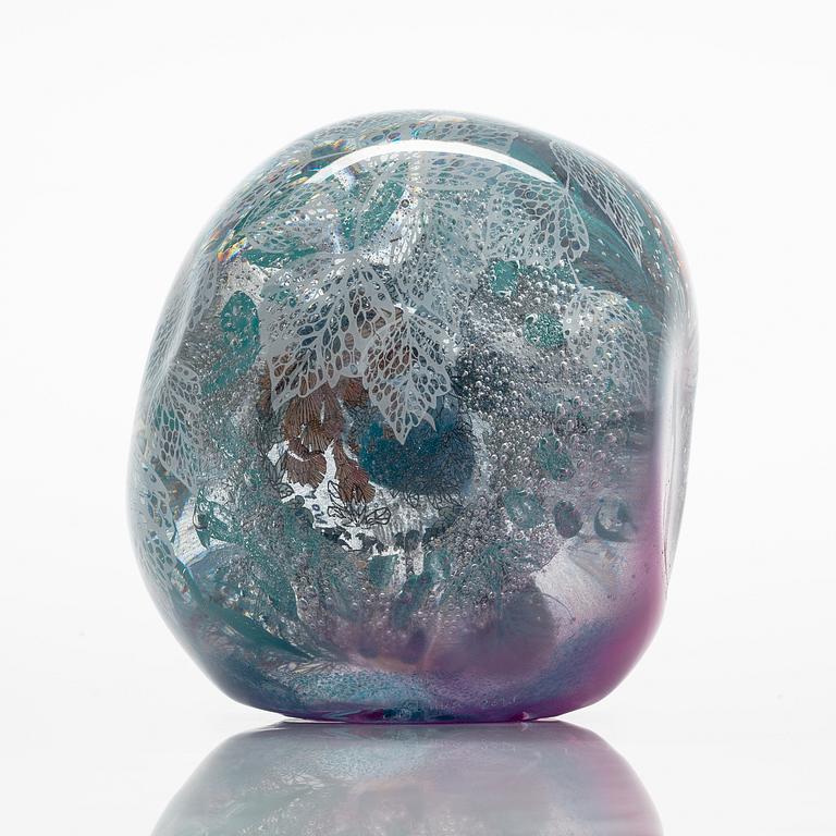 Sini Majuri, a glass sculpture, 'Aino' signed Sini Majuri, Suomenlinna 2022.