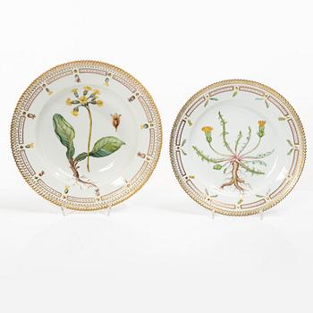 Royal Copenhagen, fat, 4 st, "Flora Danica", Danmark.