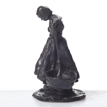 Carl Milles, Woman carrying water (for salt and pepper).