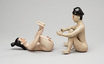 A set of two Chinese 20th Century porcelaine figures.