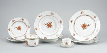 MATSERVIS, porslin, Herend, Ungern, 1900-talets andra hälft.