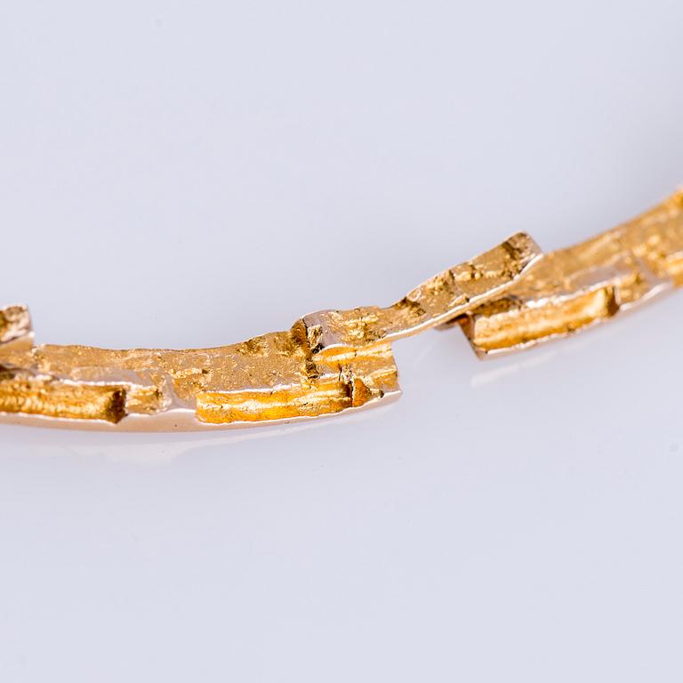 BJÖRN WECKSTRÖM, COLLIER Tundra, 14K guld. Lapponia 1967. Vikt 30 g.