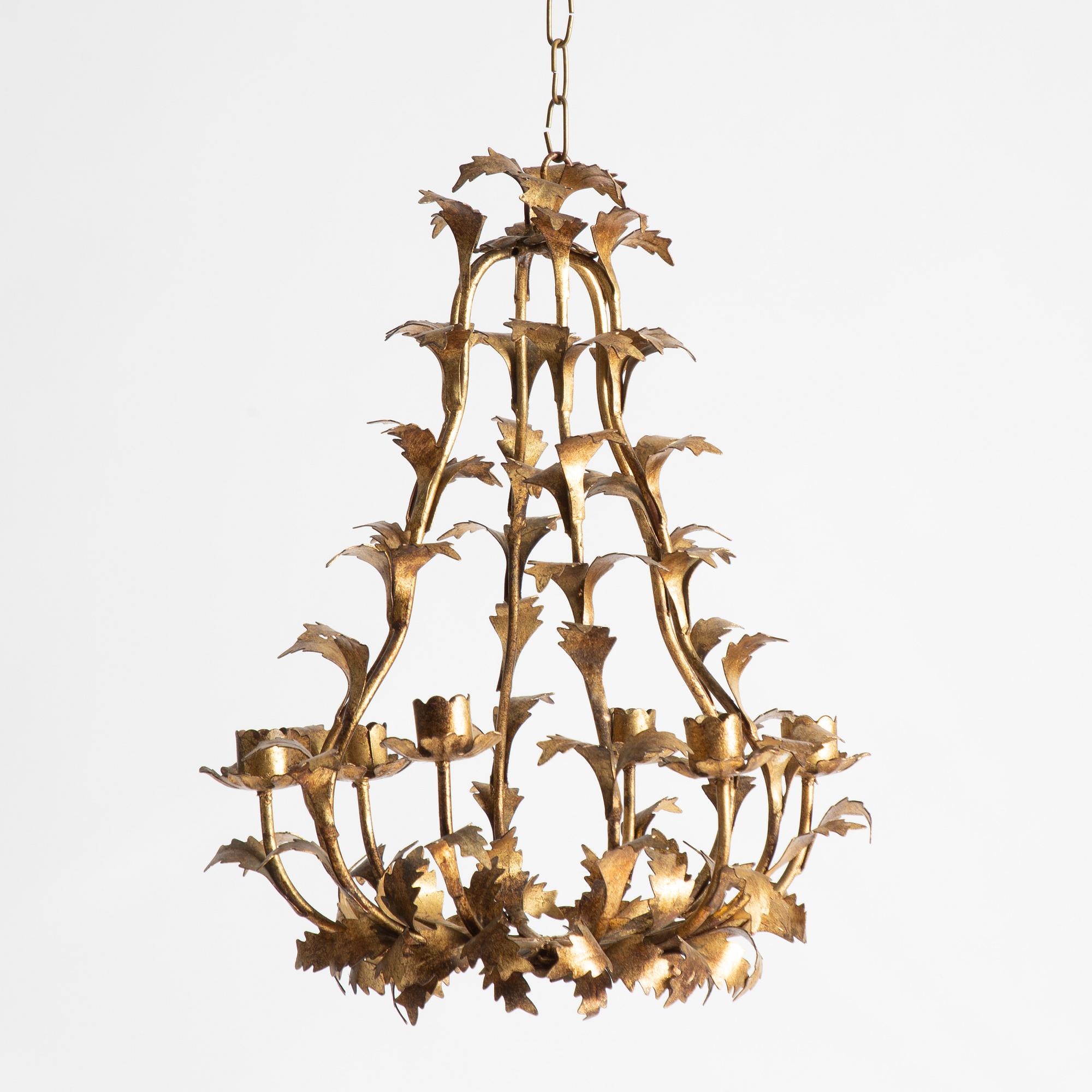 A Rococo-style chandelier, second half of the 20th century.
