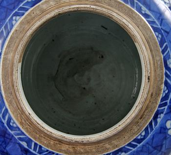 BOJAN, porslin, Kina, Qing dynastin, tidigt 1700-tal.