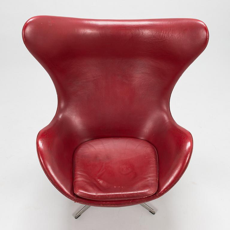 Arne Jacobsen, fåtölj, "Ägget/ The Egg Chair", Arne Jacobsen, Fritz Hansen, Danmark 2003.