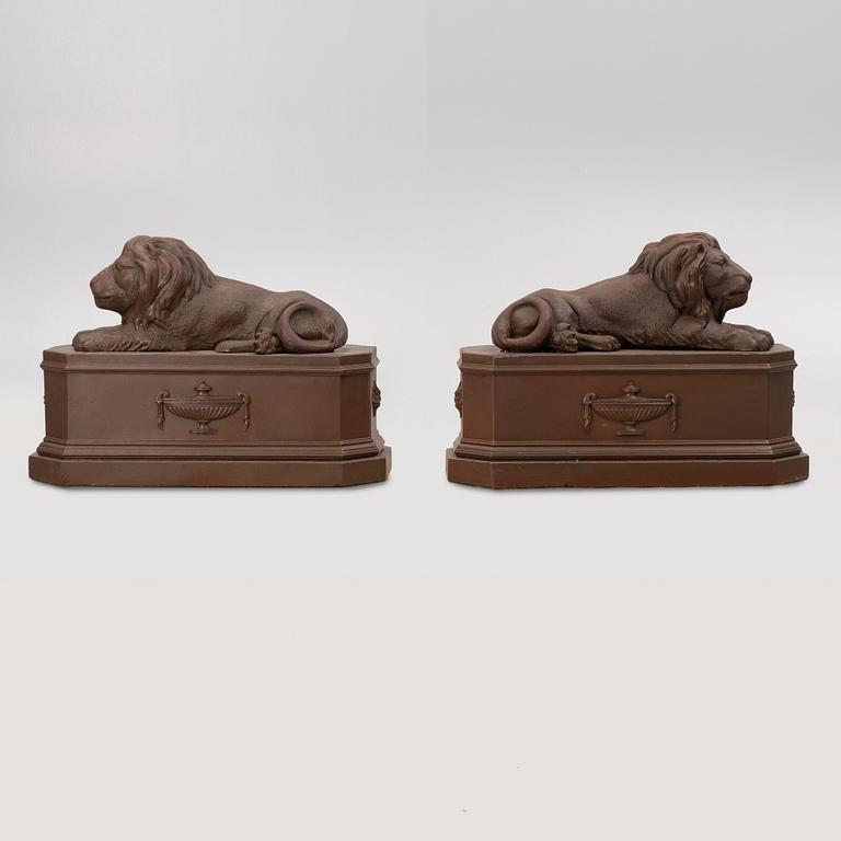 A pair of garden sculptures.