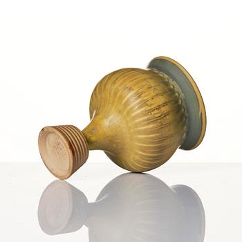 Wilhelm Kåge, a Farsta Spirea stoneware vase, Gustavsberg Studio 1957.