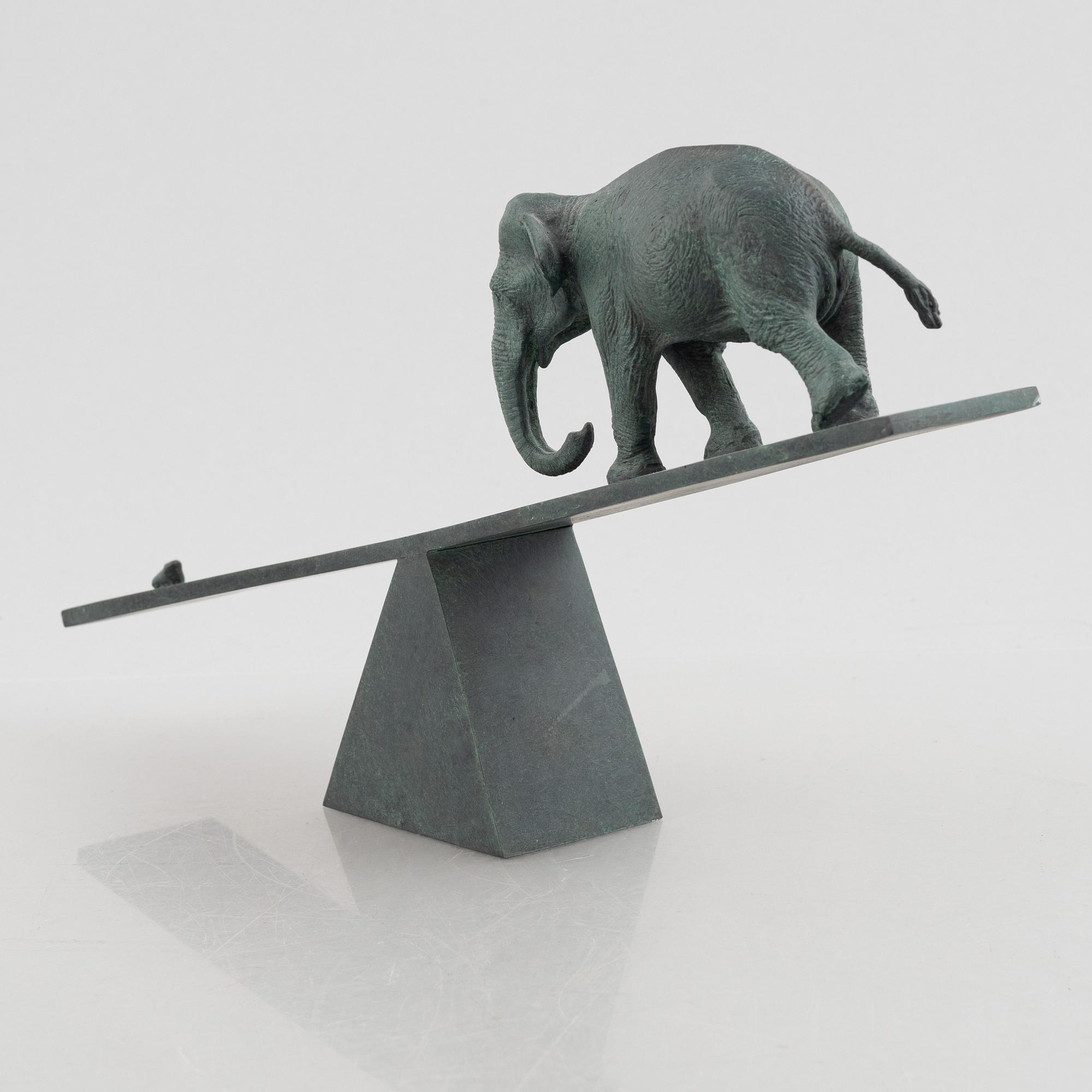 Owe Gustafson, Elephant and frog on a seesaw.