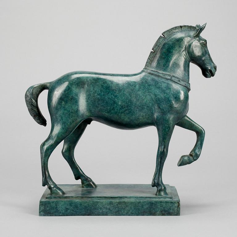 SKULPTUR, grönpatinerad brons, 1900-tal.