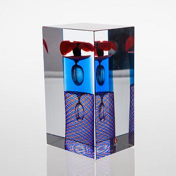Oiva Toikka, A GLASS CUBE.