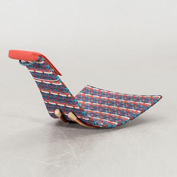 Fedro Colibri Floor rocker by DEDON.