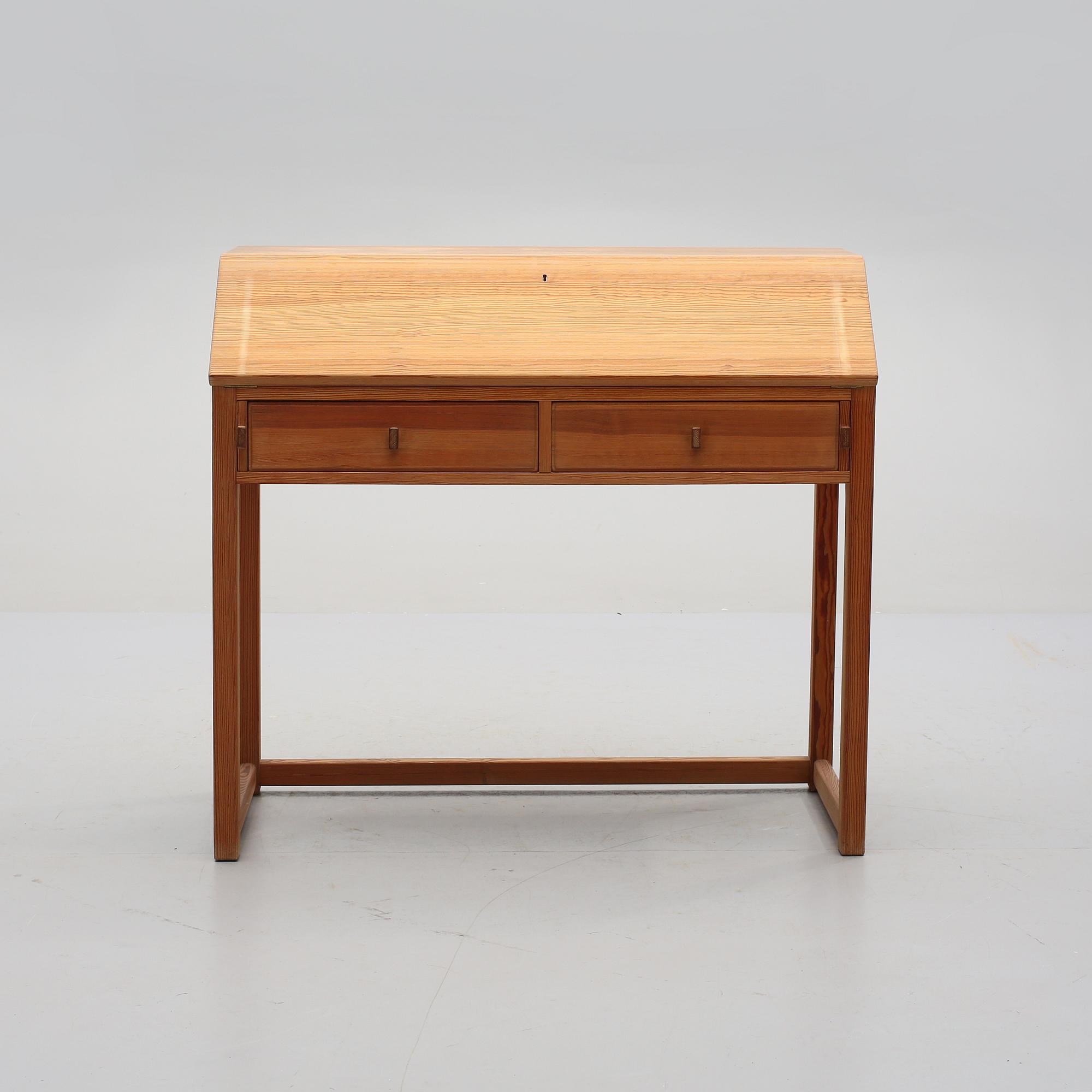 SEKRETÄR, "Lundvik", Carl Malmsten, formgiven 1935.