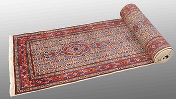 A RUNNER Moud, ca 510 x 77 cm.