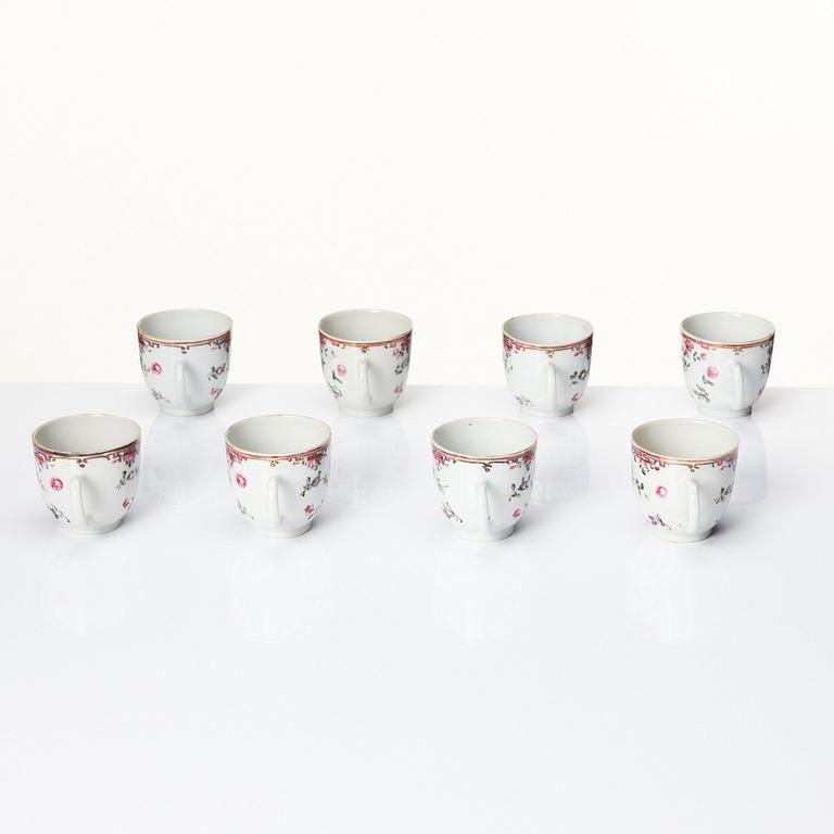 A famille rose tea service, Qing dynasty, Qianlong (1736-95). (18 pieces).