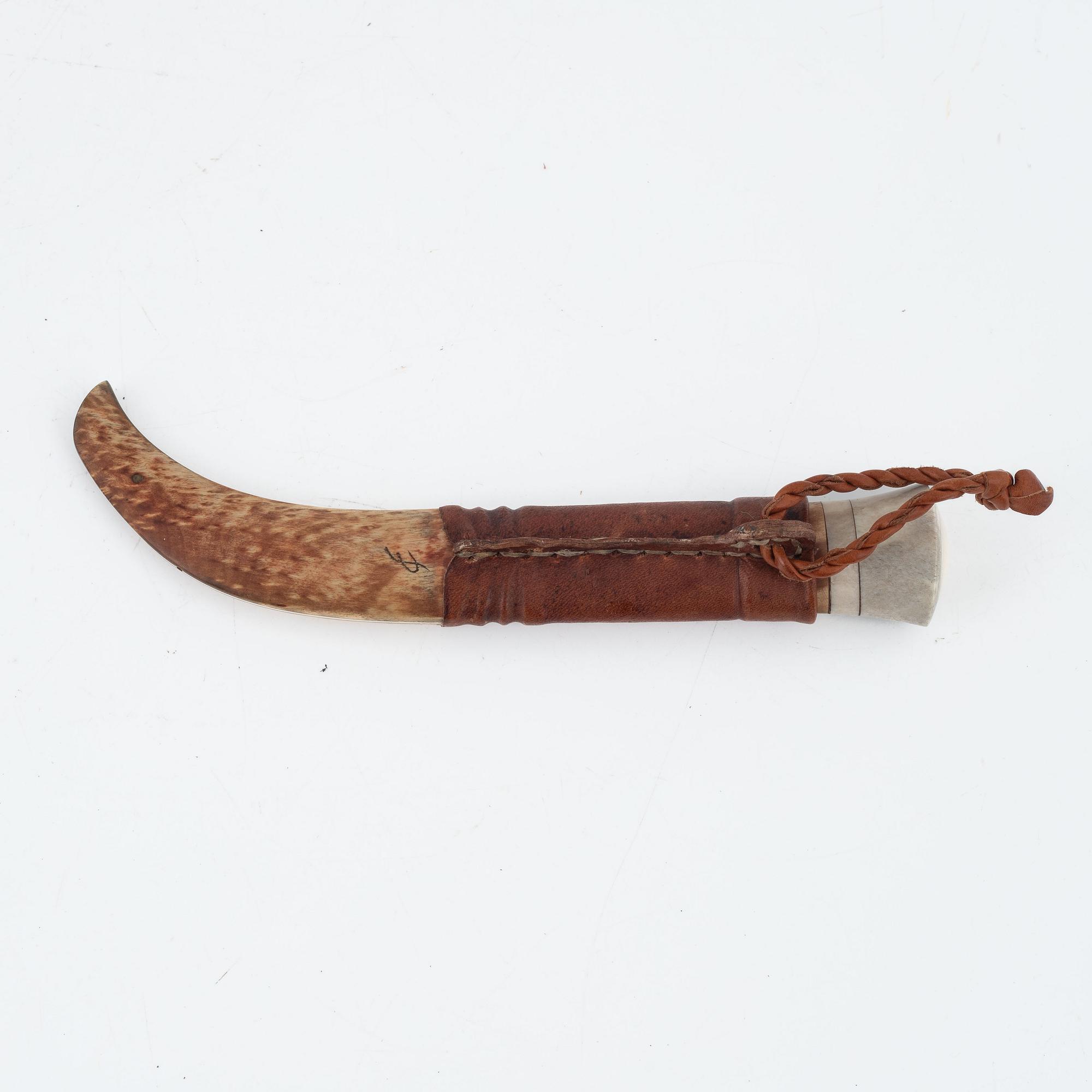 Per-Erik Nilsson, a reindeer hornknife, signed.