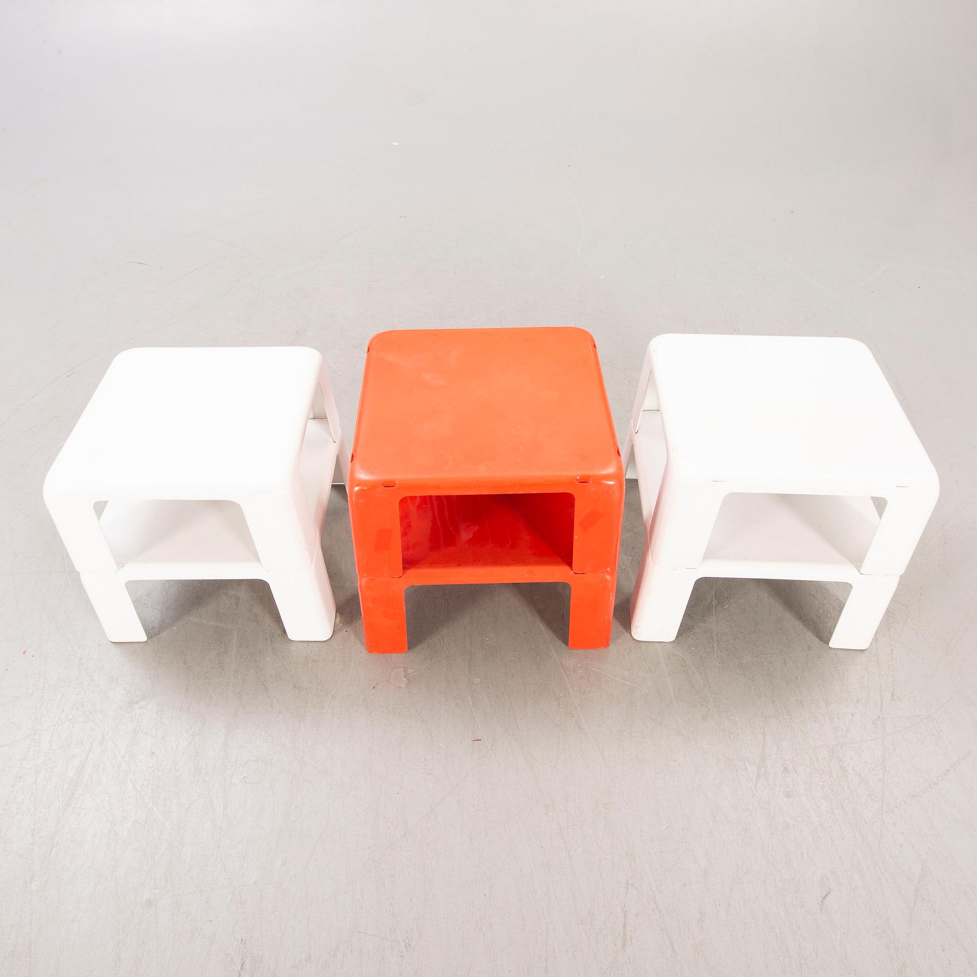 A set of 4+s Mario Bellini, tables/side tables for C&B, designed in 1966.