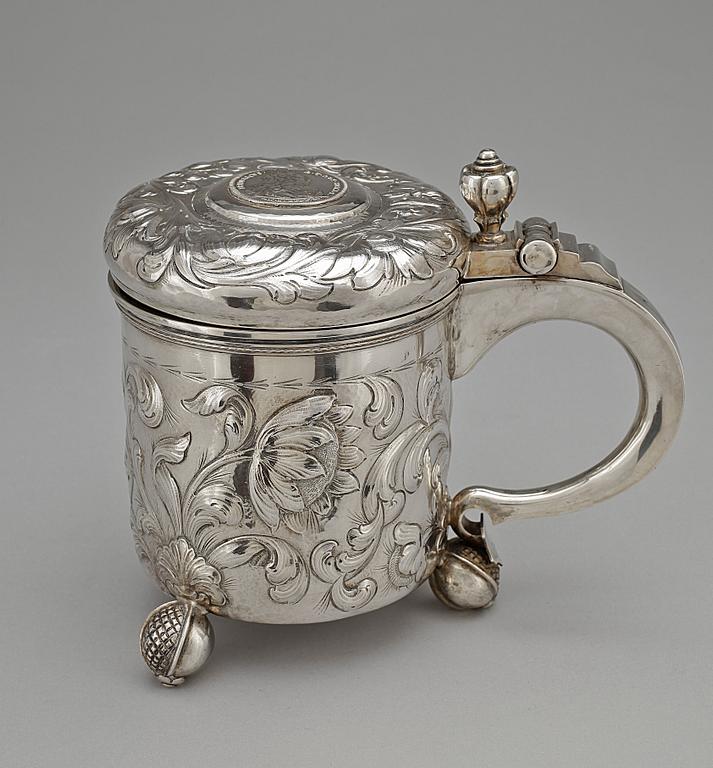 DRYCKESKANNA, silver barockstil, Juvelerare A Öijving, Gävle 1948. Totalvikt ca 1130 gr.