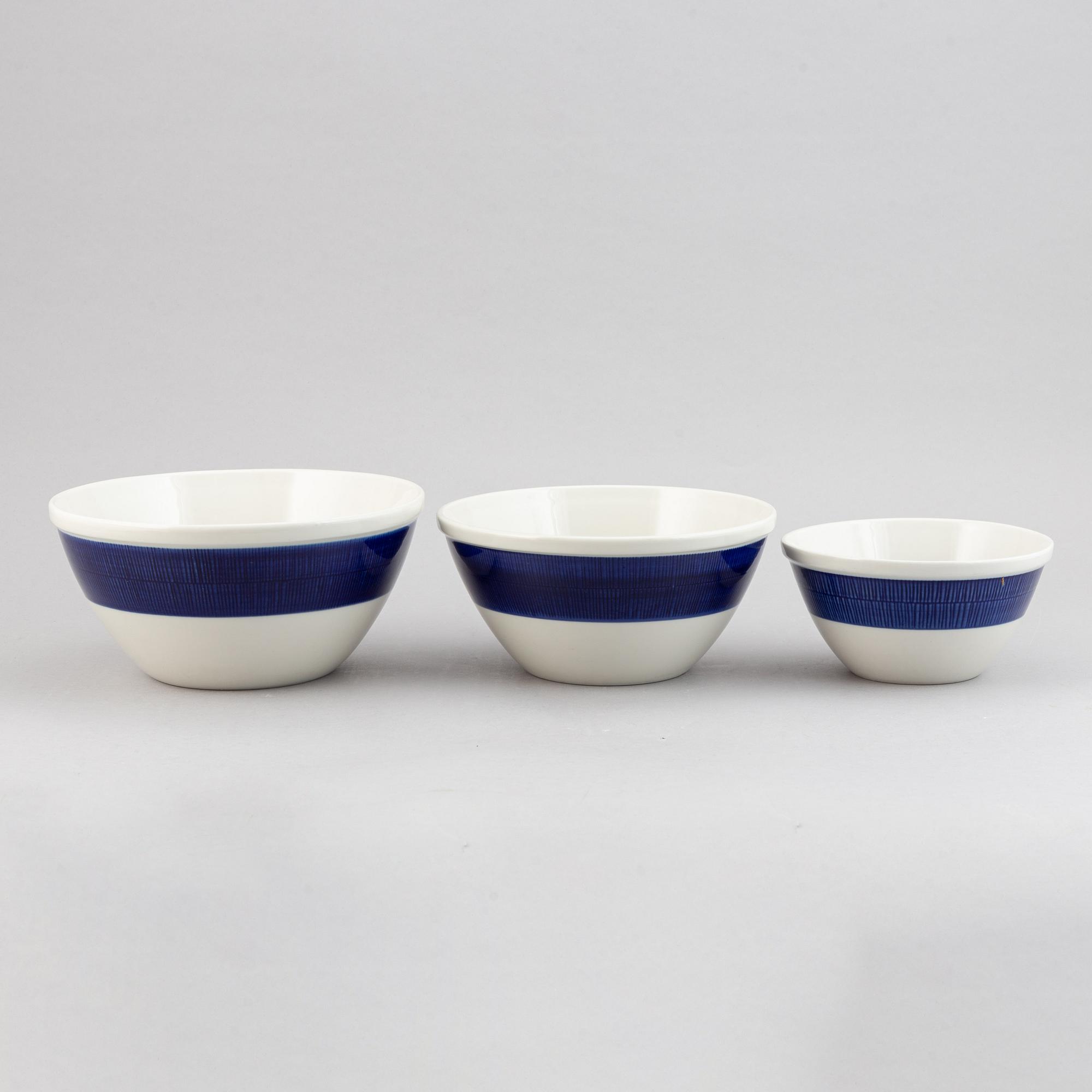 A Hertha Bengtsson 'Koka Blå' dinner service, 84 pcs, Rörstrand, designed 1956.