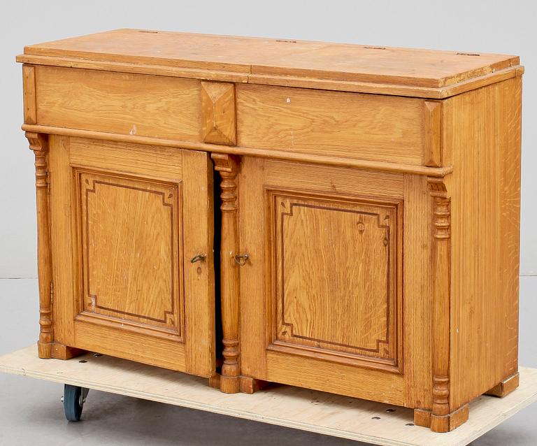 KÖKSBÄNK, 1910/1920-tal.