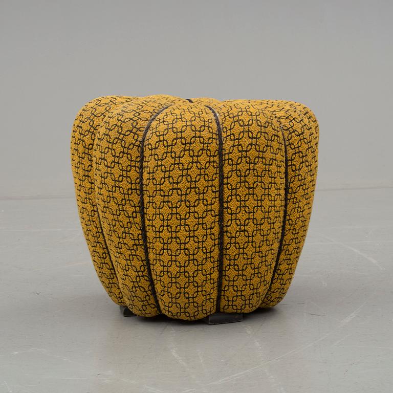 SITTPUFF, 1900-talets mitt.