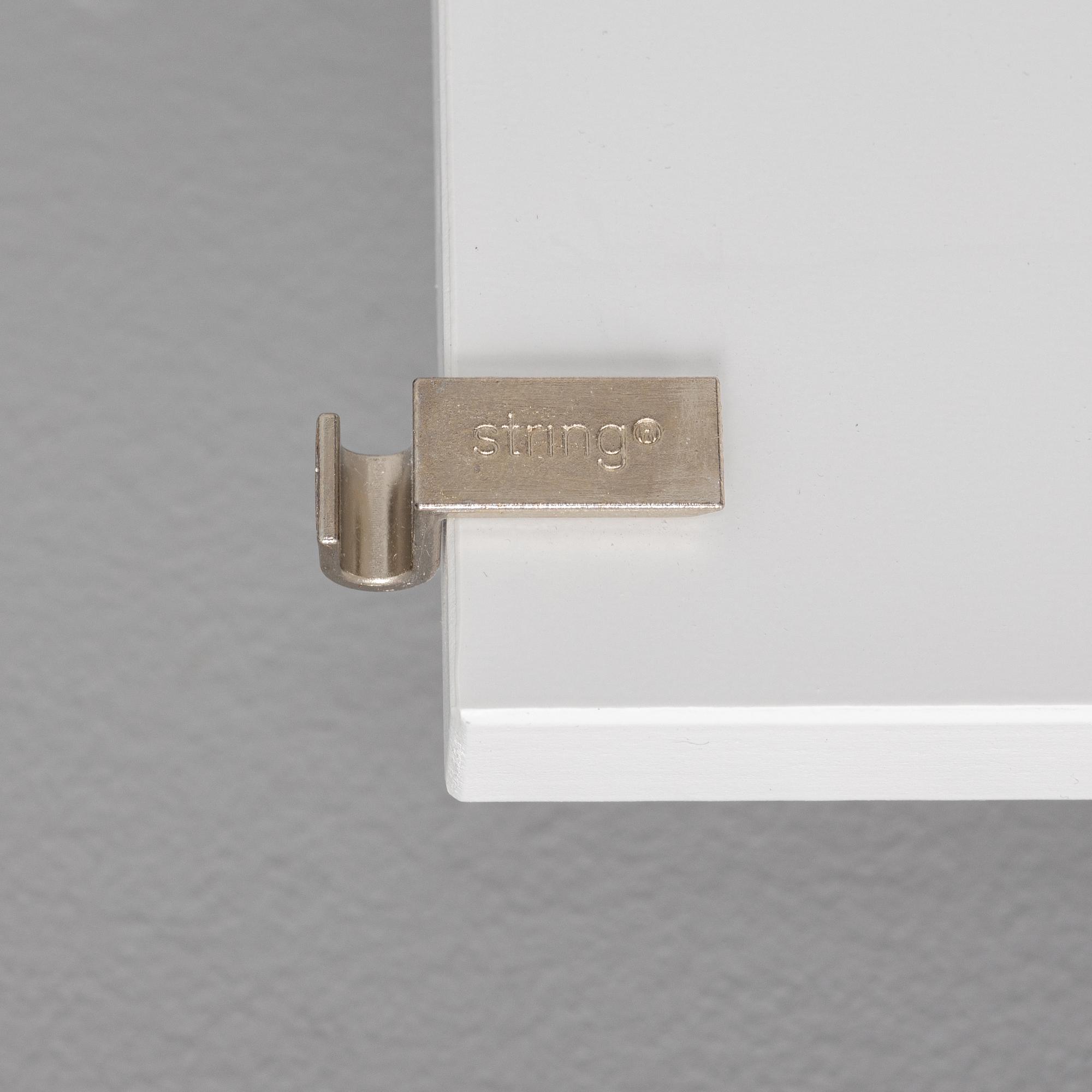 Nils Strinning, a 'String' shelving system.