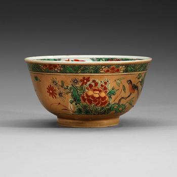 226. A famille verte bowl, Qing dynasty, Kangxi (1662-1722).