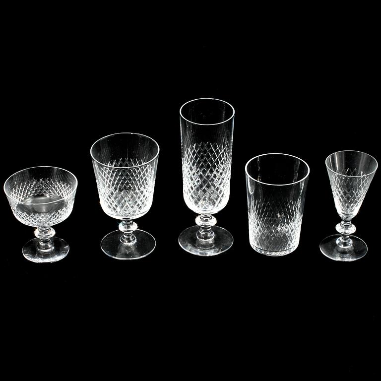 SERVISDELAR, 48 st, glas, "Diamant", Vicke Lindstrand, Kosta, 1900-talets andra hälft.