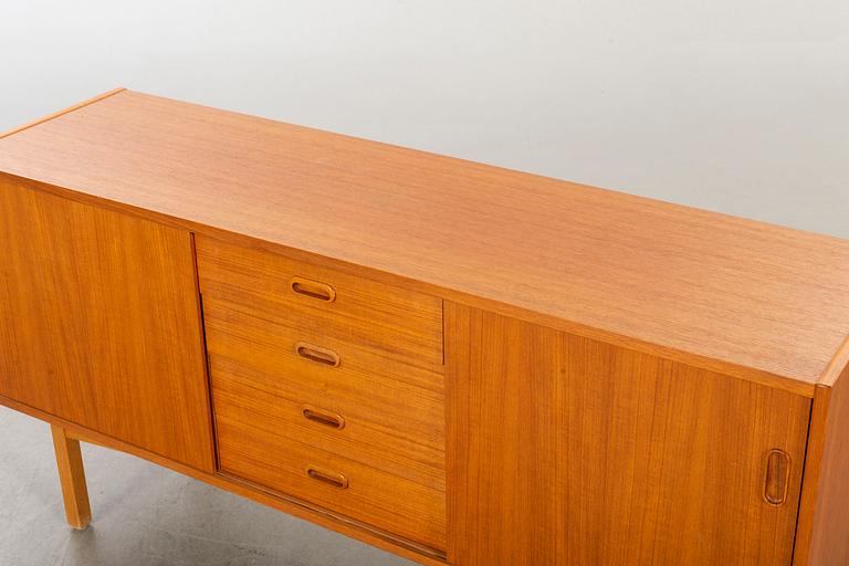 SIDEBOARD, 1960-tal, teak.