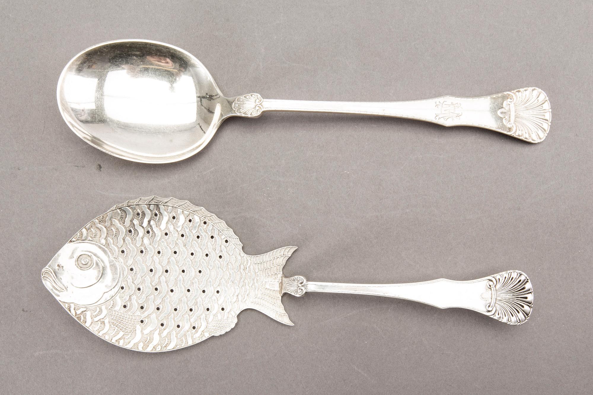 A Norwegian 20th century silver set of 48 pcs of cutlery mark of Oscar lassen total weight ca 1500 gr.
