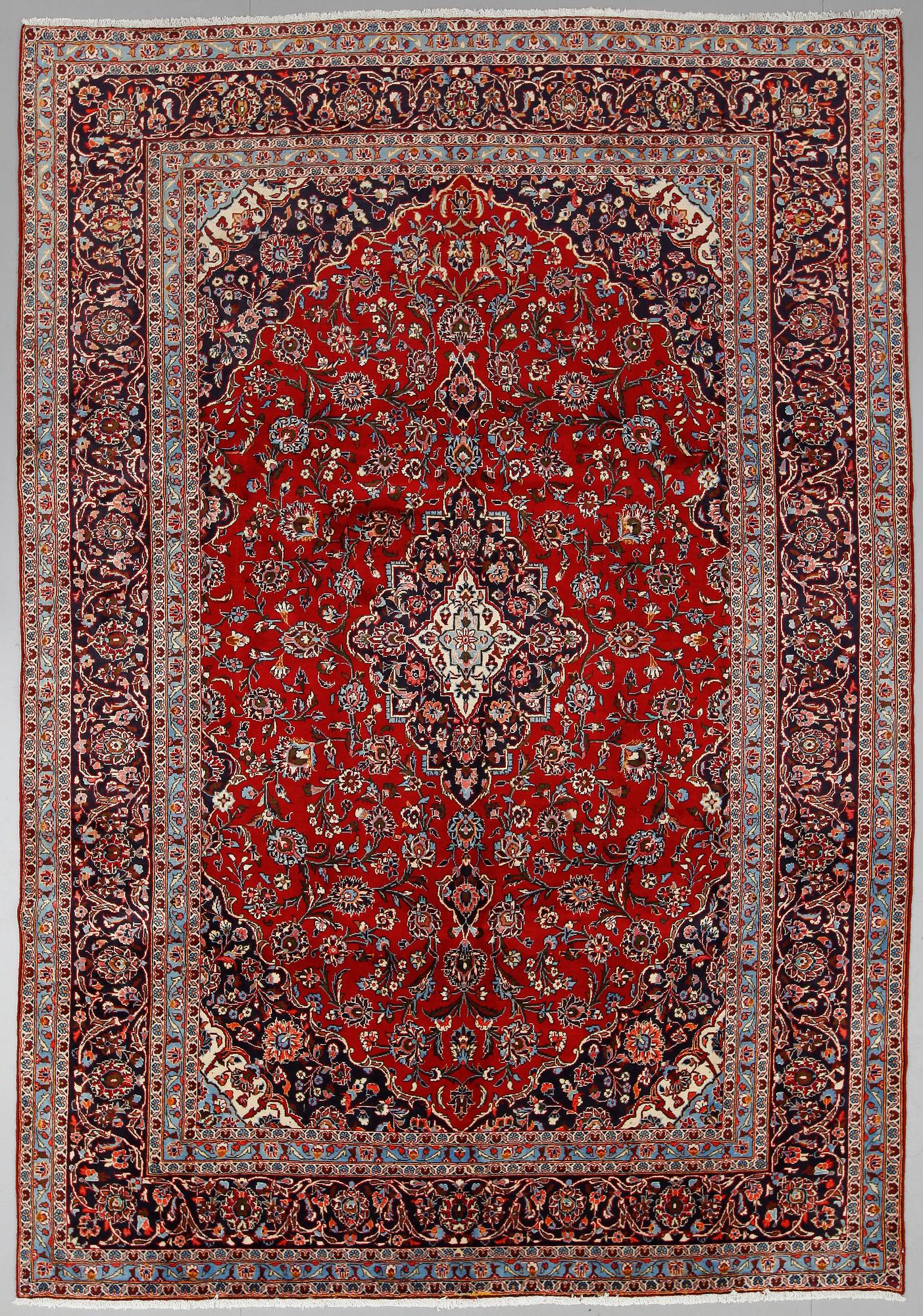 MATTA, Keshan, ca 360 x 245 cm.
