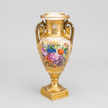 A RUSSIAN URN FROM THE 1820-30'S.