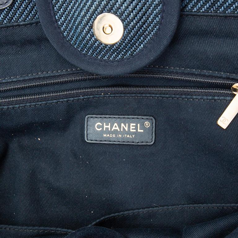 Chanel, väska, "Deauville", 2020.