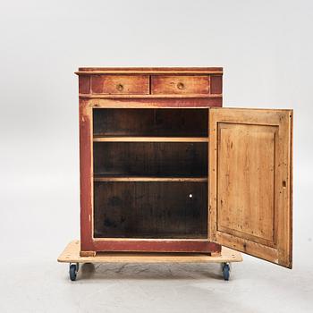 A painted pine sideboard, Jämtland, 19th Century.
