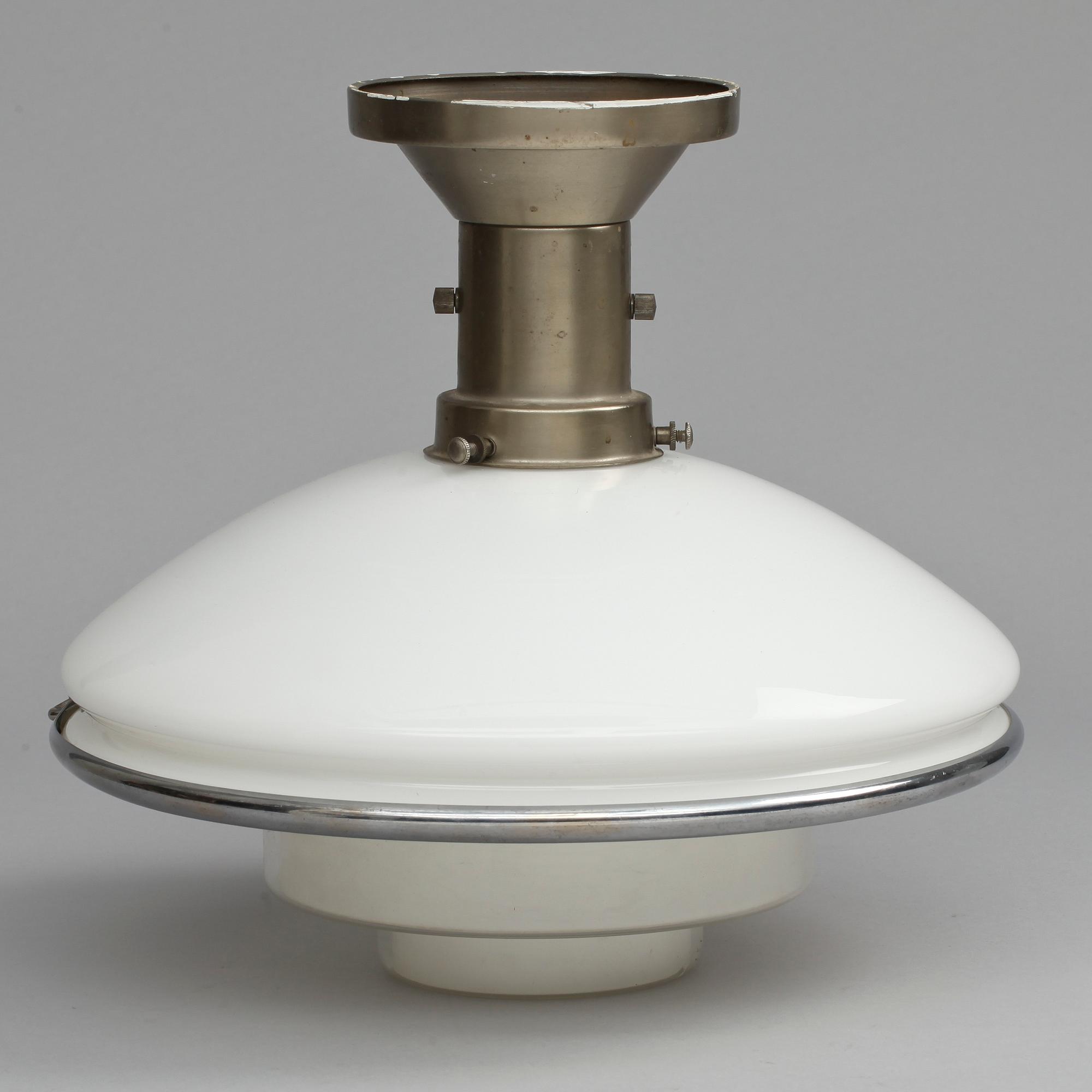 TAKLAMPA, "Sistrah-pendel", formgiven av Otto Müller, Megaphos, 1900-talets första hälft. Diam 30.